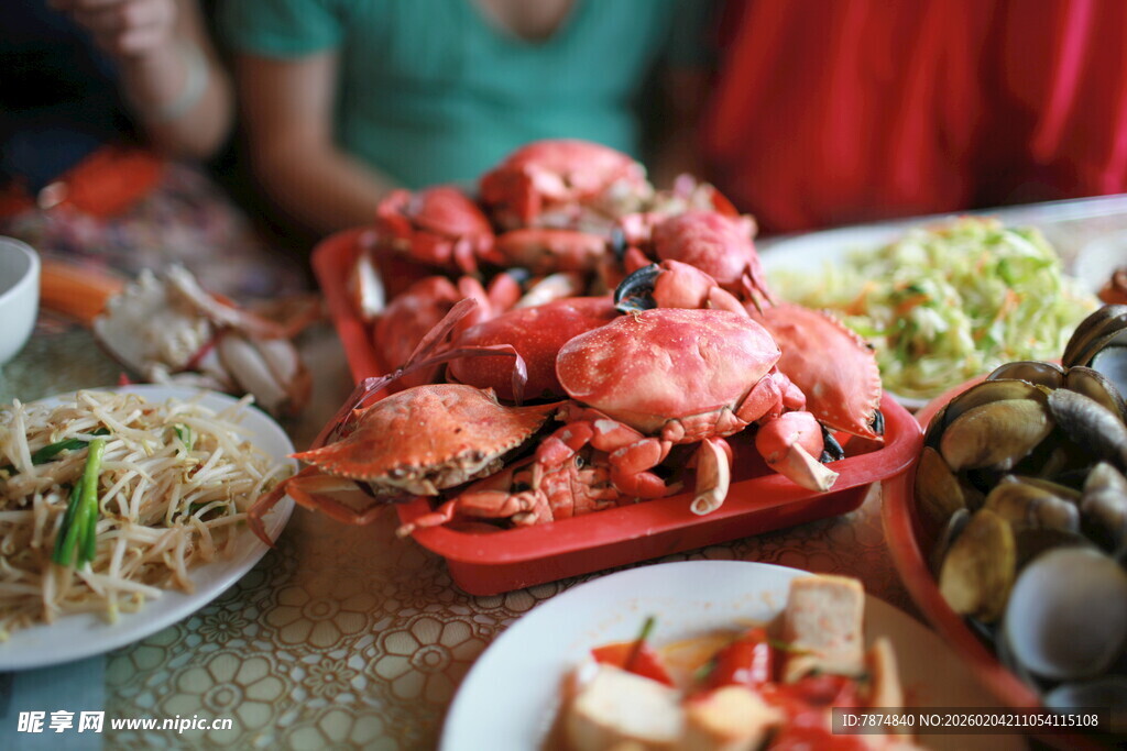 丰盛海鲜美食餐桌盛宴