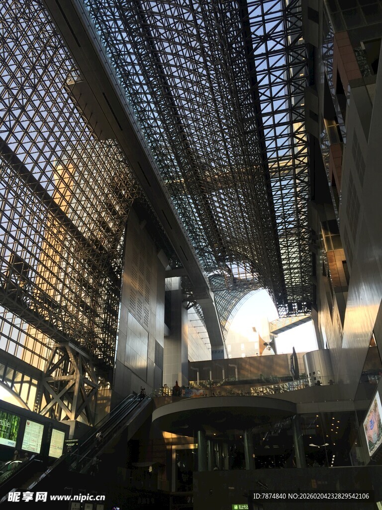 日本现代建筑内部独特空间景观