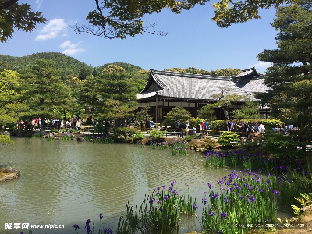 日本日式园林湖畔建筑美景