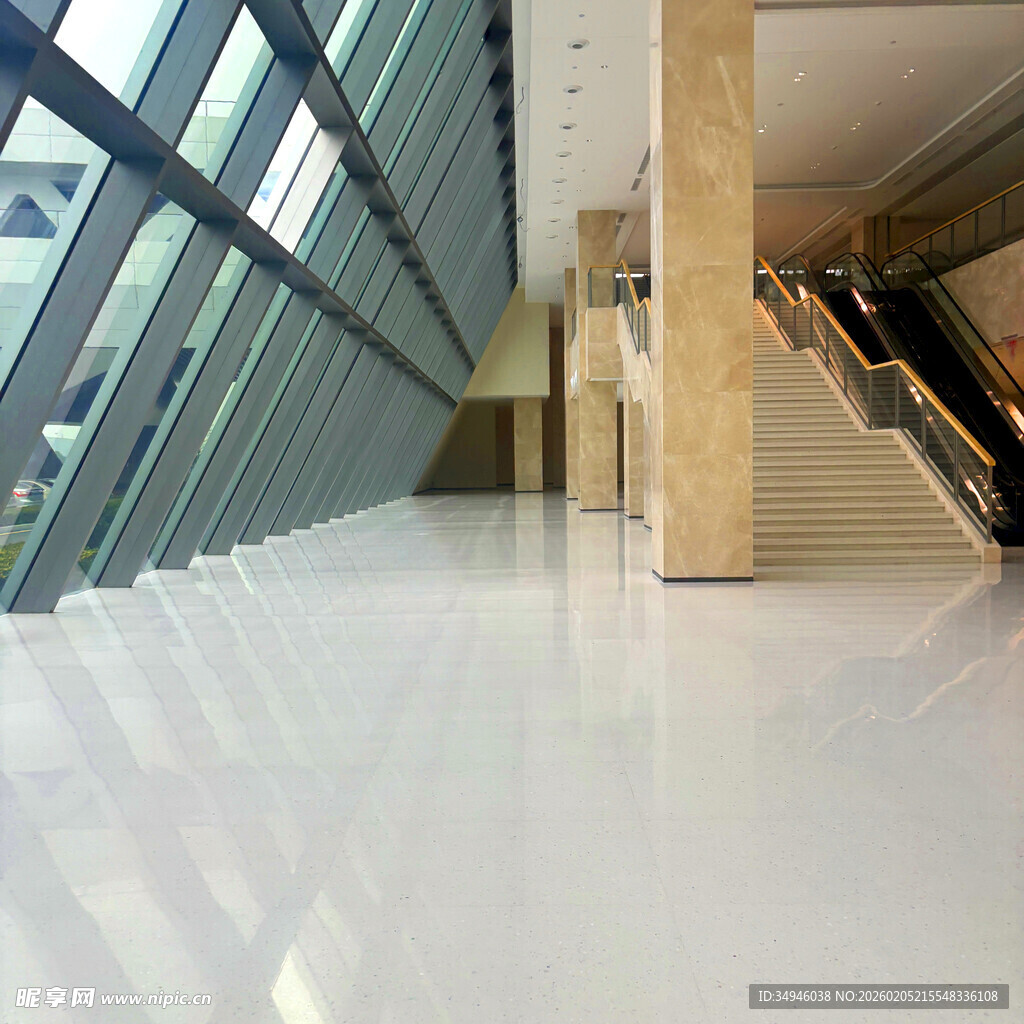 现代宽敞室内空间场景