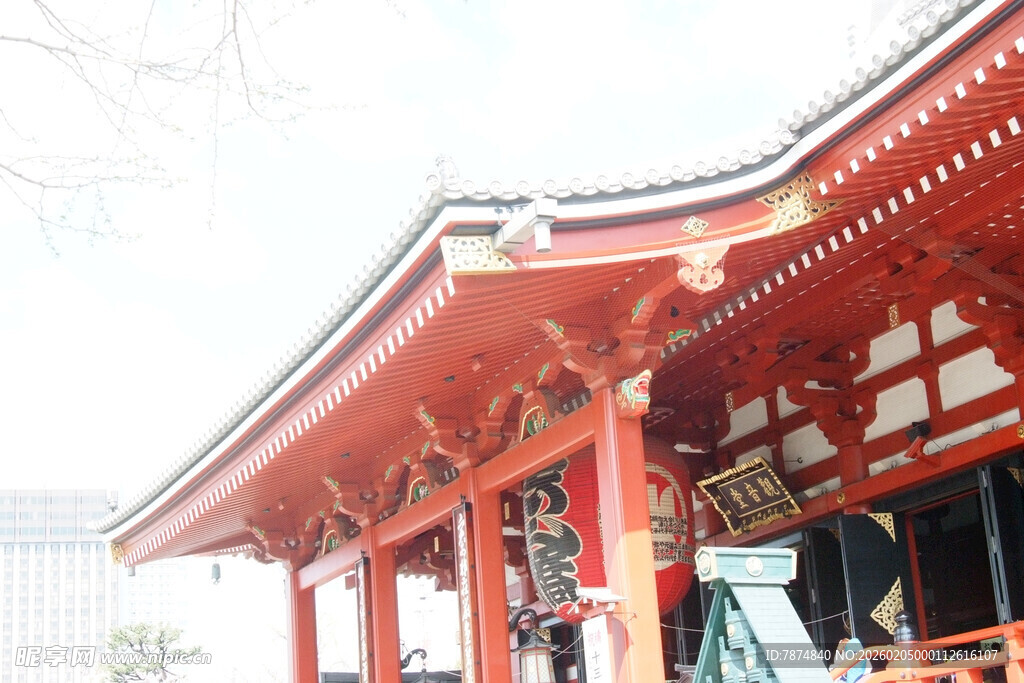 日本日式传统红色建筑一角