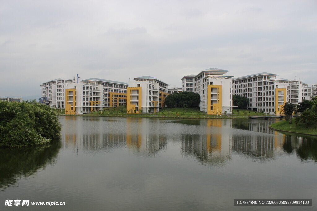 广医湖畔住宅小区景观