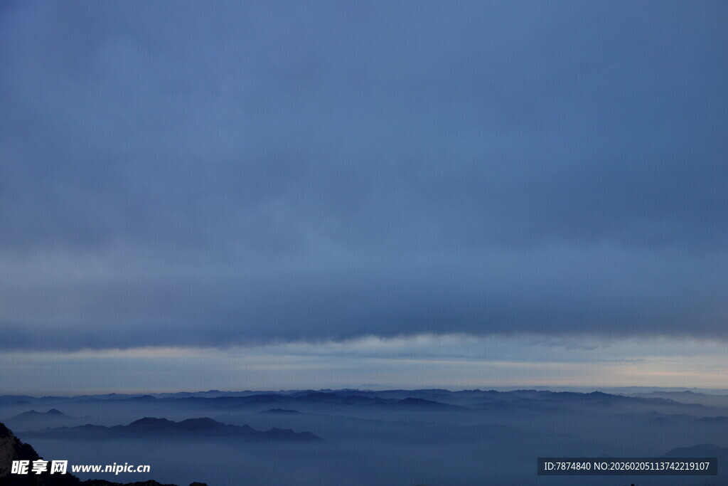 泰山海边暮色天空景色