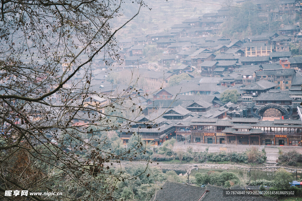 山间村落景致