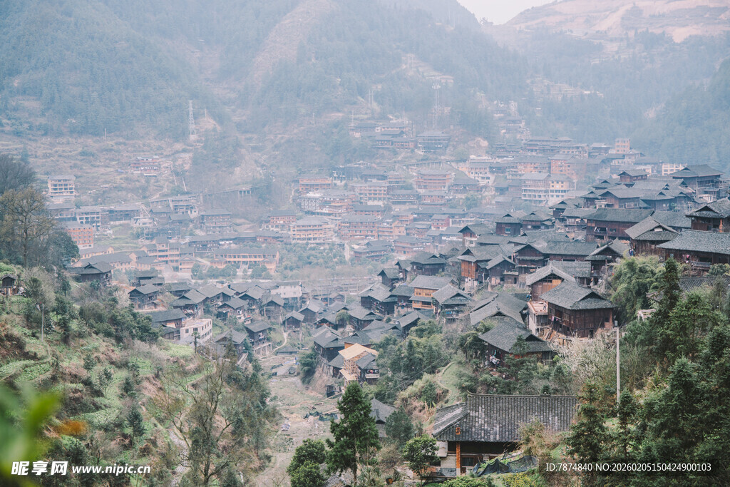 山间村落美景