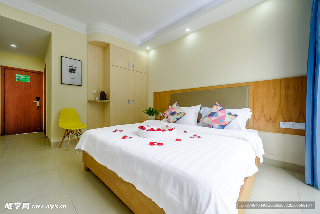 三亚温馨浪漫的酒店客房布置