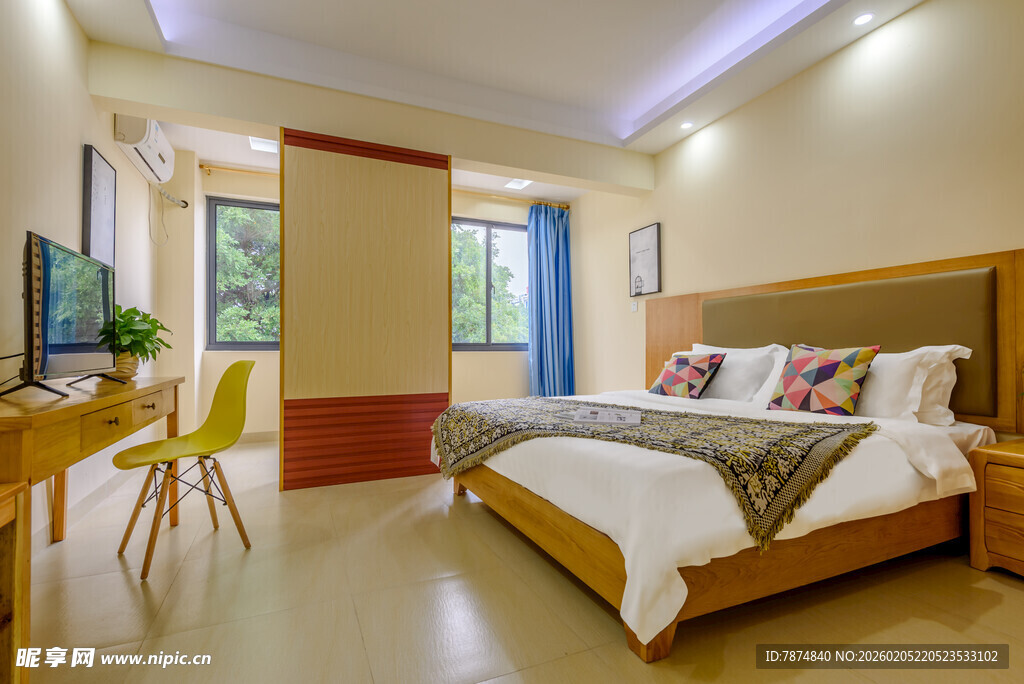 三亚温馨舒适的双人客房空间