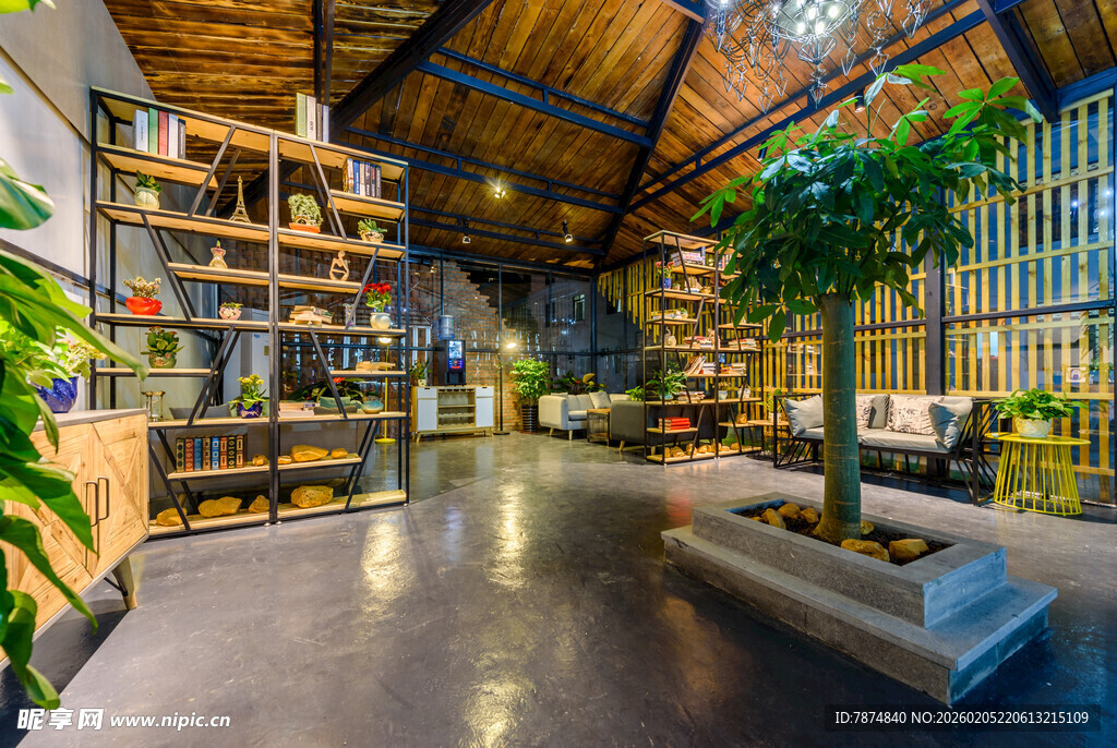 三亚工业风室内绿植休闲空间