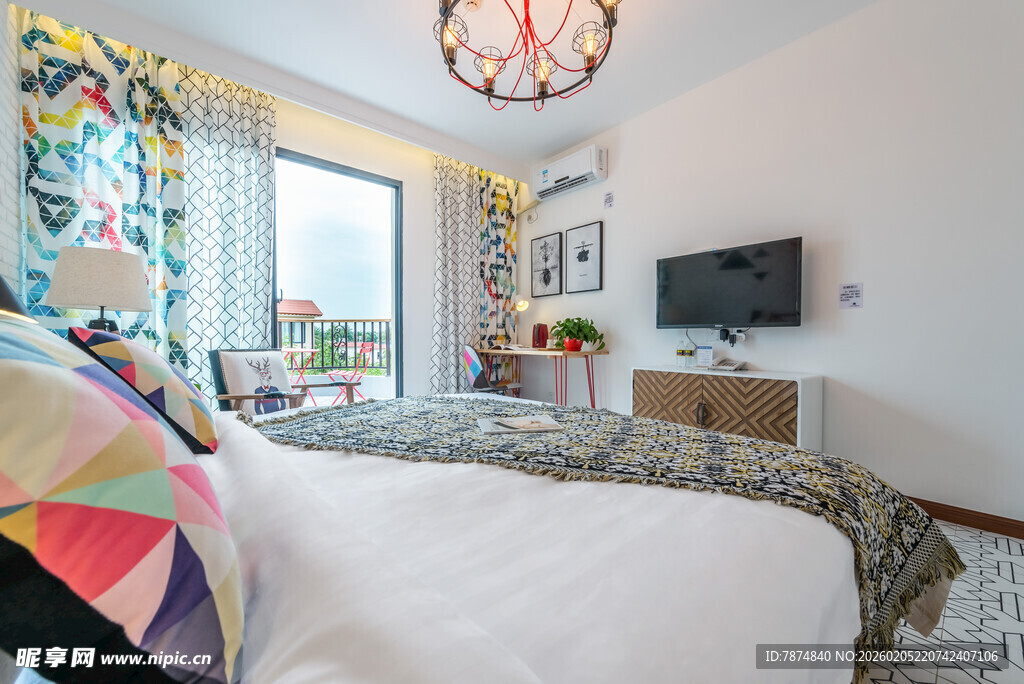 三亚现代时尚卧室装饰展示