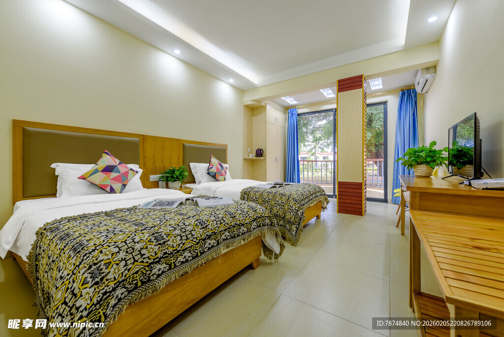 三亚温馨双人客房室内景致