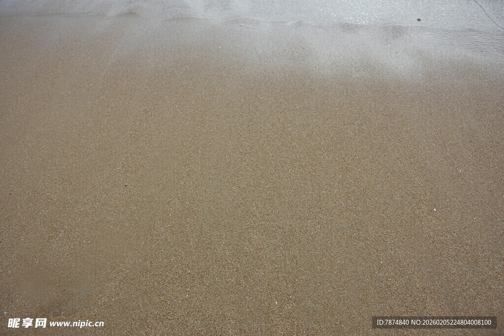 三亚沙滩上的细腻沙景