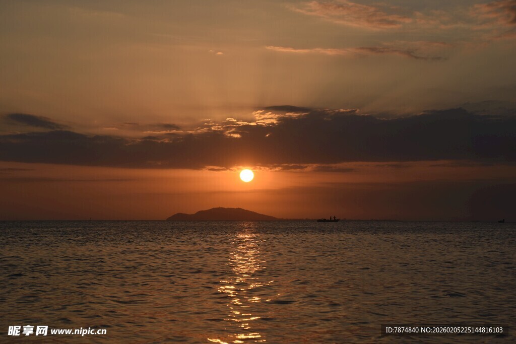 三亚海上日落美景