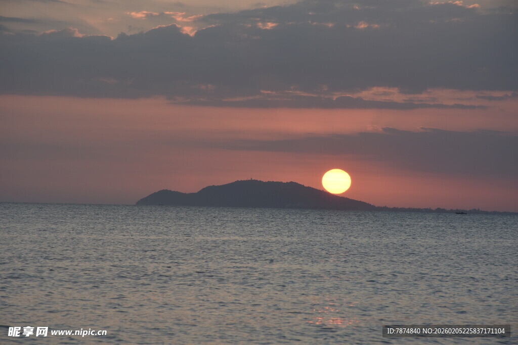 三亚海上日落美景