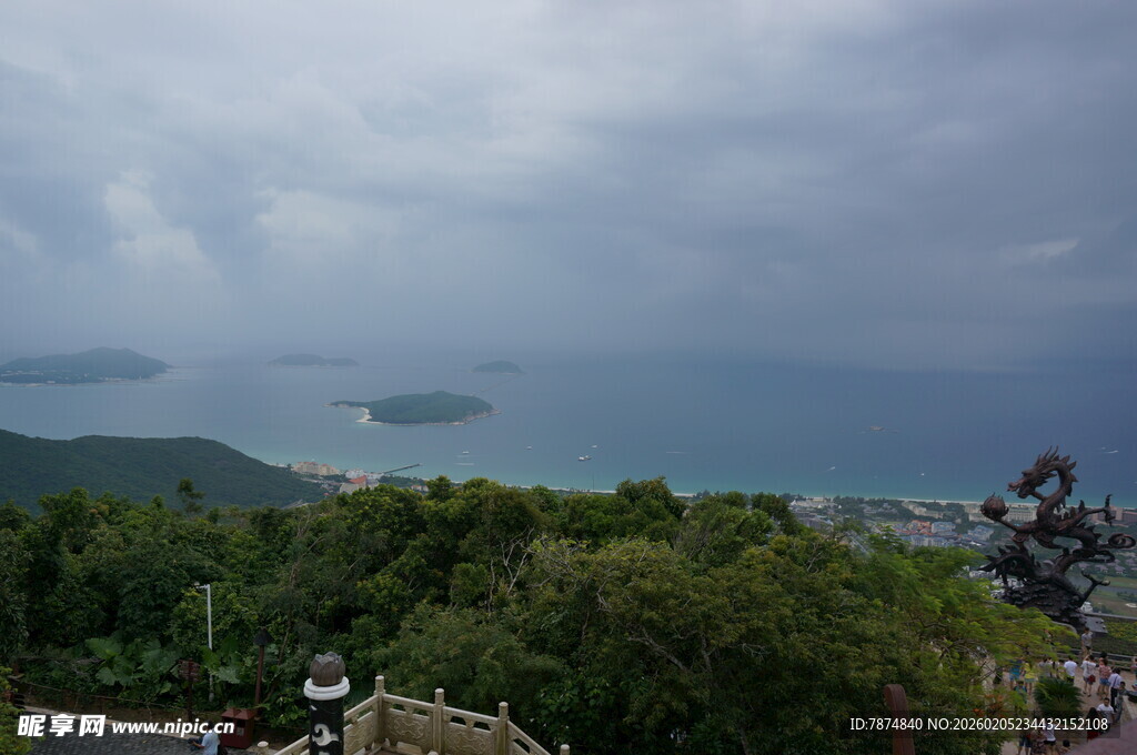 三亚山海云雾景观