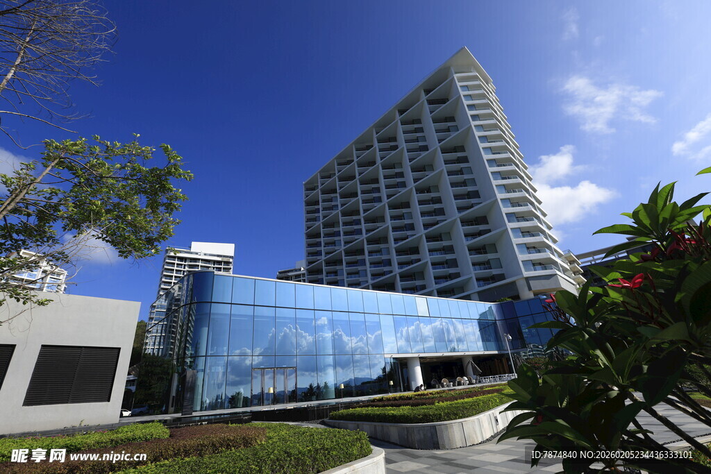 三亚现代都市高楼景观