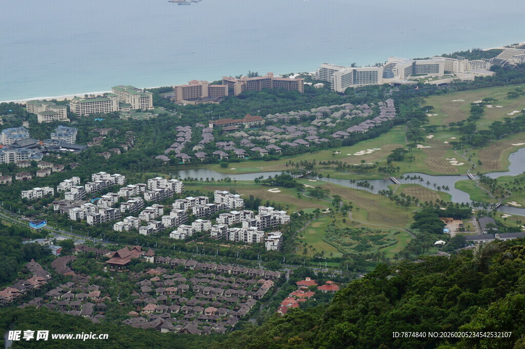 三亚俯瞰海滨住宅区景观