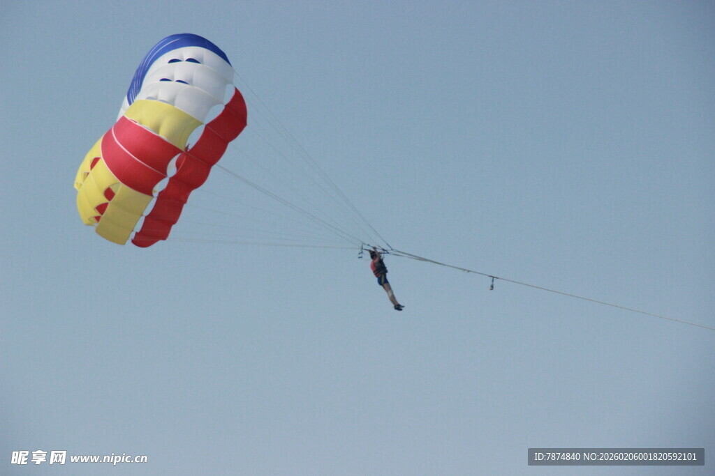 三亚空中彩色充气风筝