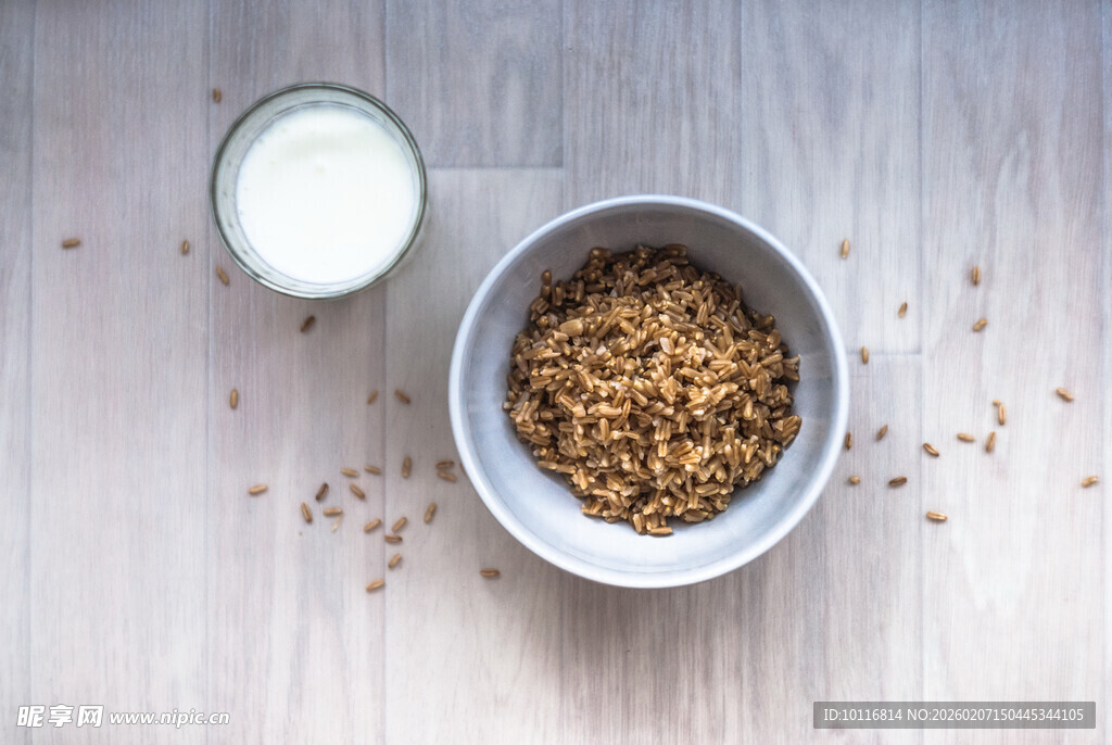 牛奶麦片