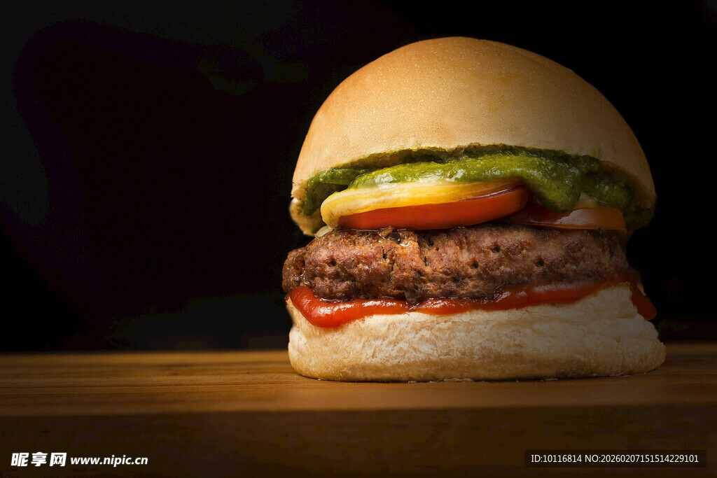牛肉汉堡