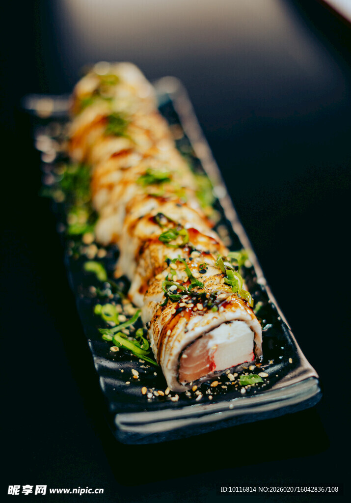 三文鱼寿司卷