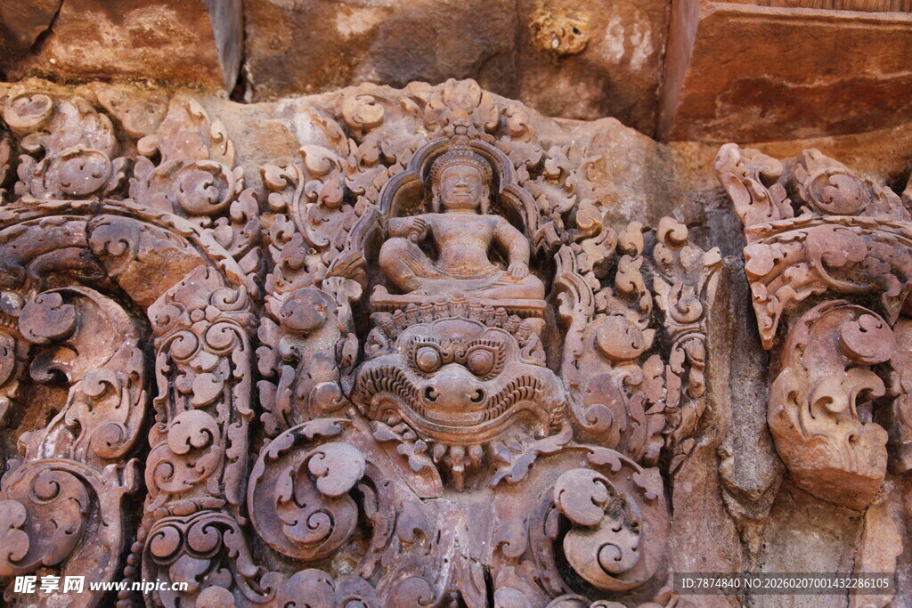 古老精美石雕细节展示