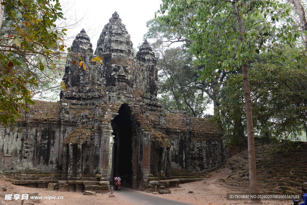 古老神秘的柬埔寨寺庙遗迹
