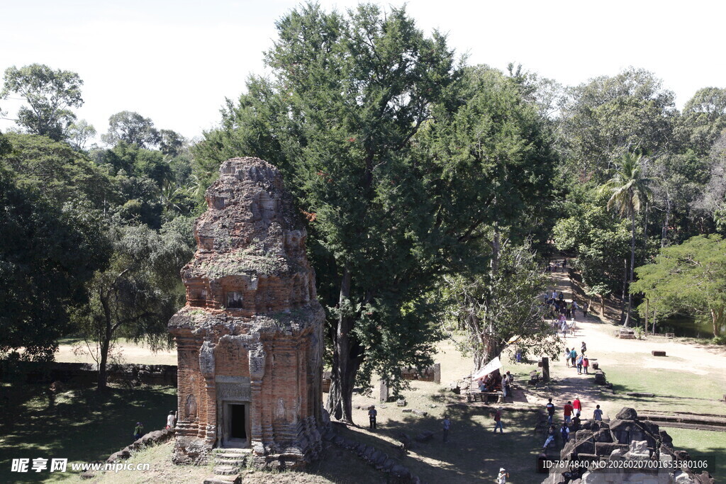 吴哥窟神秘石像景观