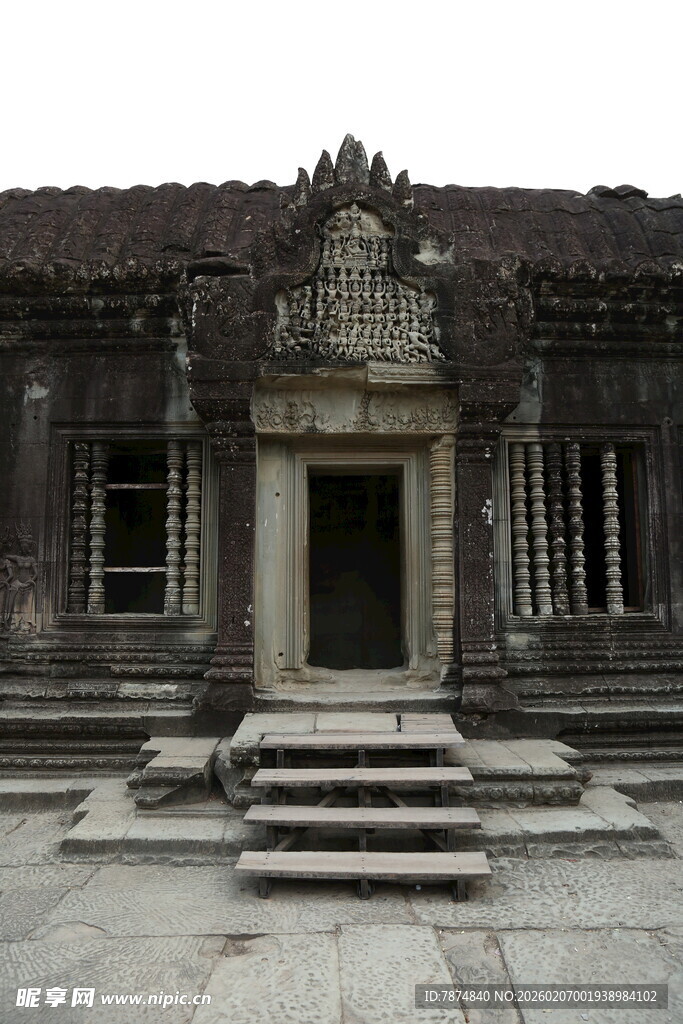 古老寺庙建筑入口