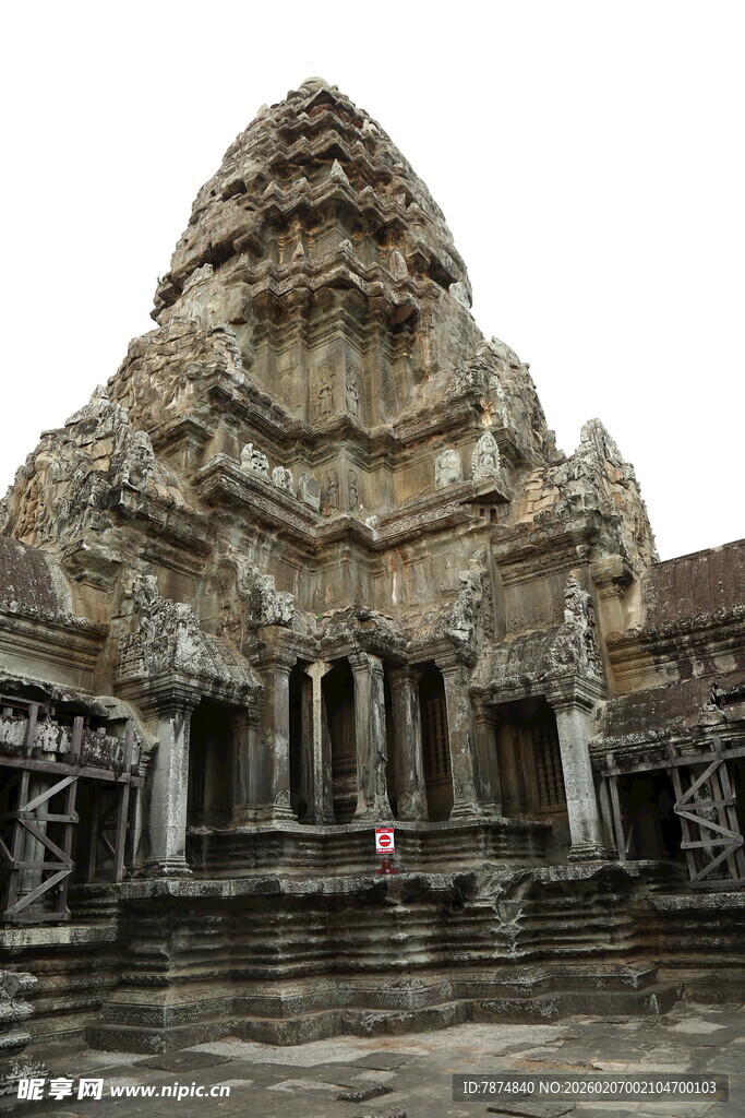 古老神秘的柬埔寨寺庙建筑