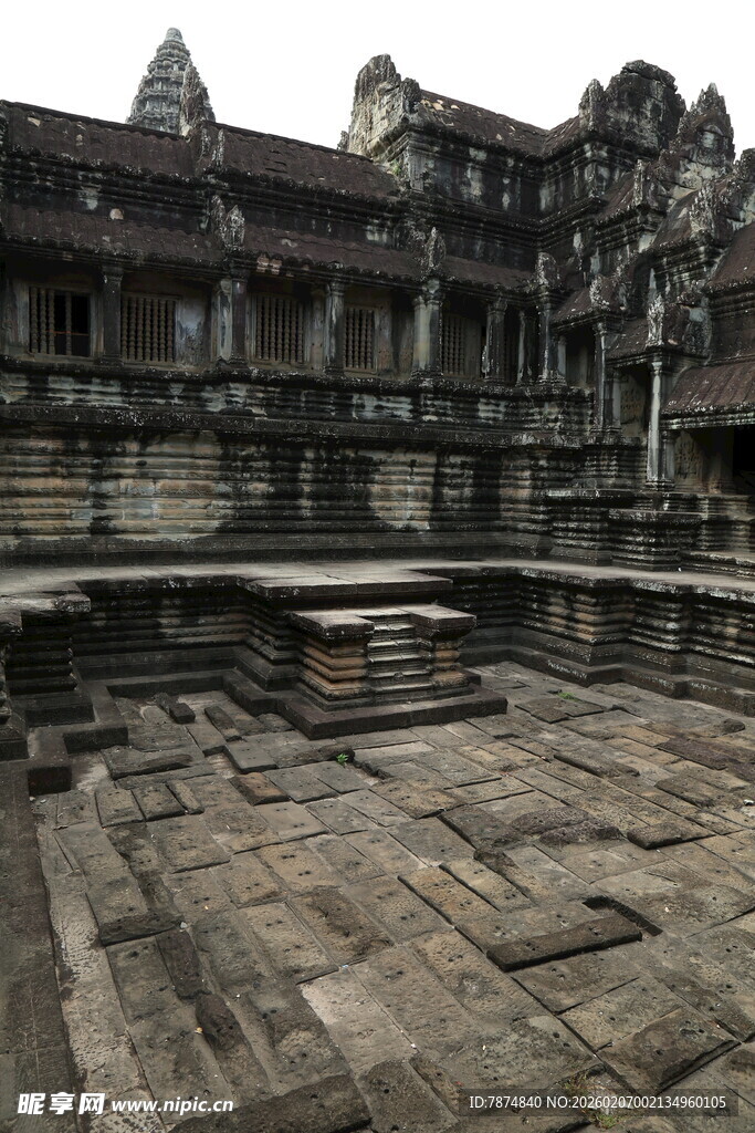 吴哥窟古老石砌建筑景观