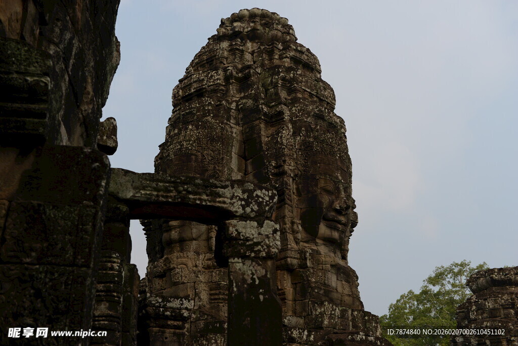 吴哥窟神秘石像景观