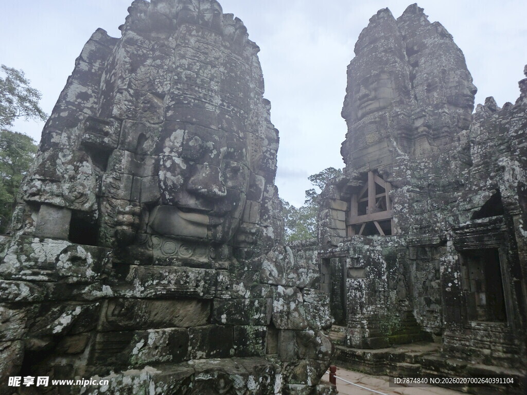 吴哥窟神秘石像景观
