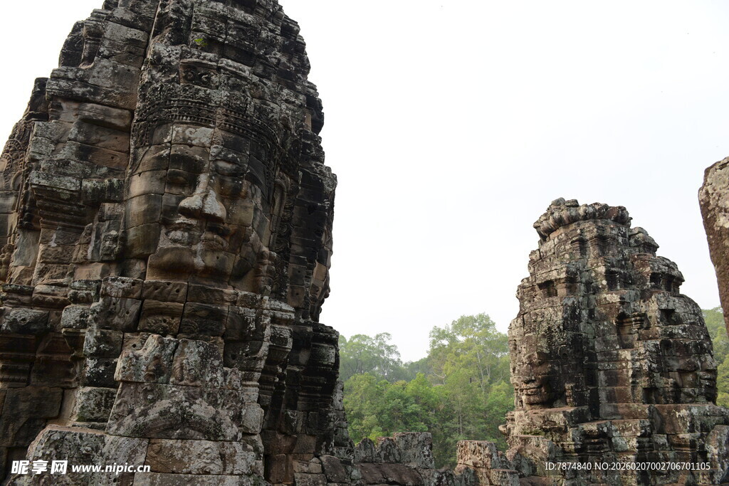吴哥窟神秘石像