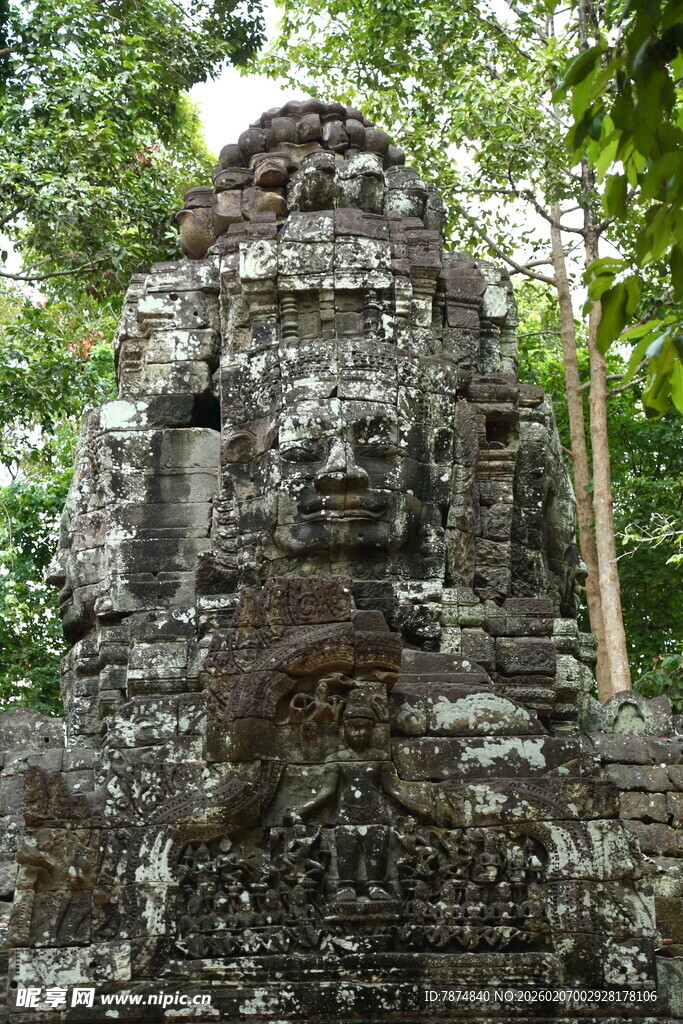 吴哥窟神秘石像
