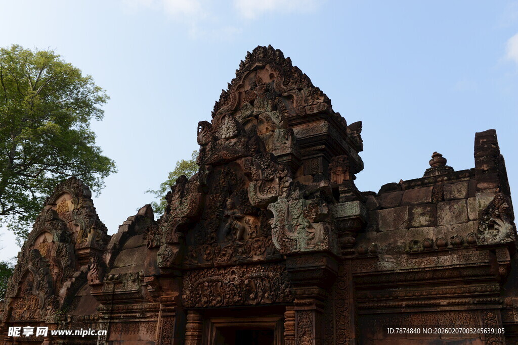 古老神秘的柬埔寨寺庙建筑