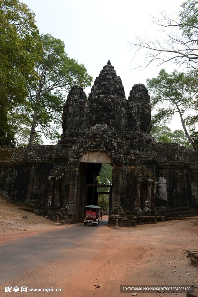 古老神秘的柬埔寨寺庙遗迹