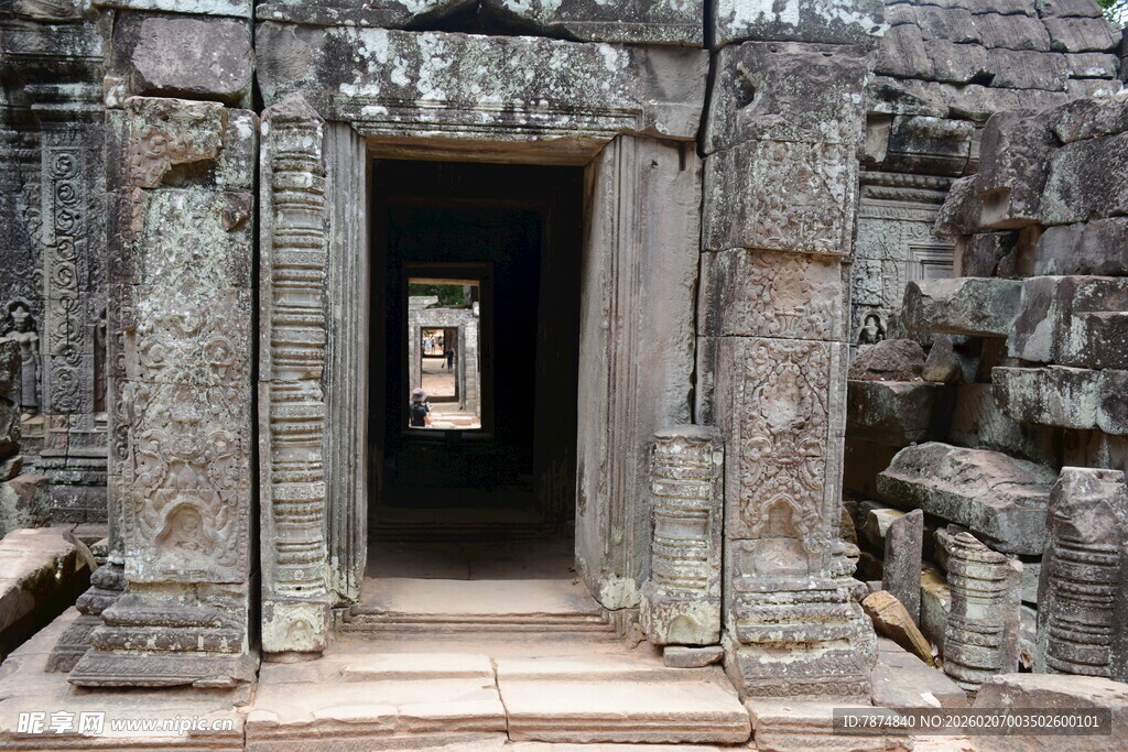古老神秘的柬埔寨寺庙门洞