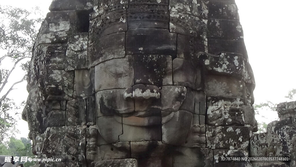 吴哥窟神秘石像