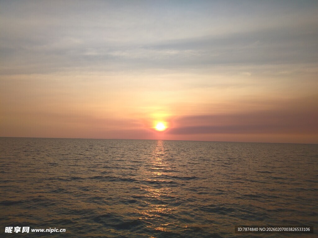 海上日落美景