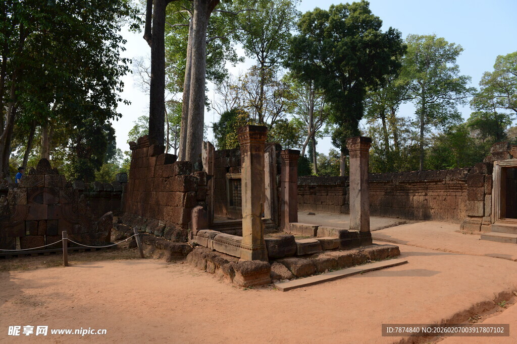 古老寺庙遗址景观