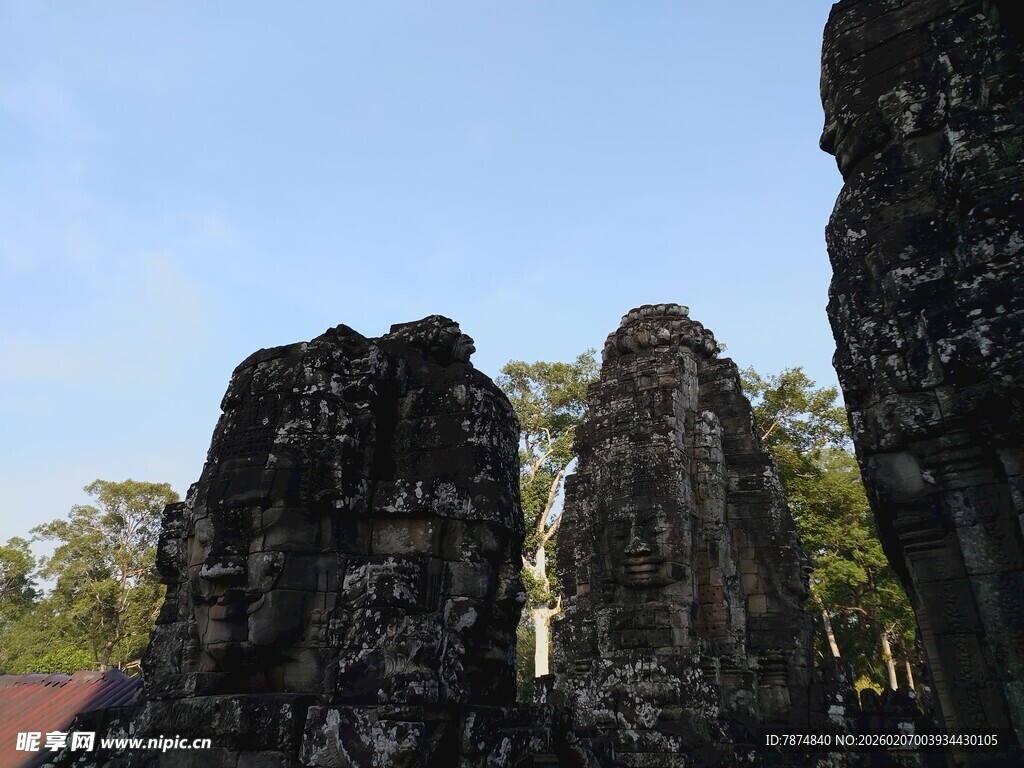 古老神秘的石塔景观