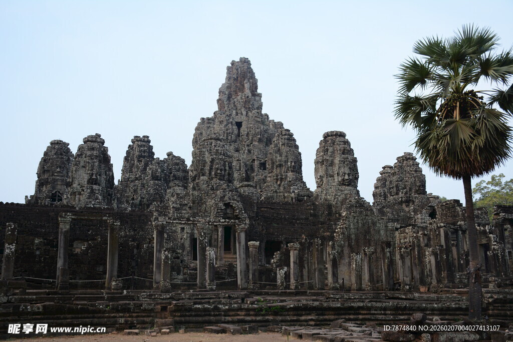 吴哥窟古老壮观的寺庙建筑