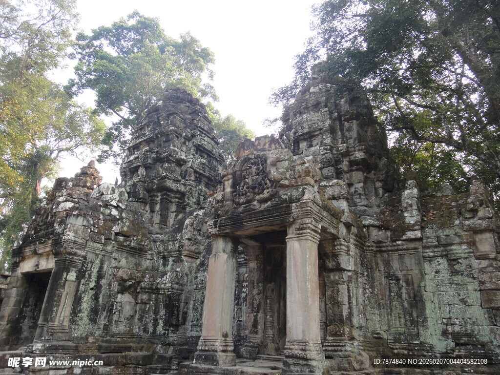 吴哥窟古老神秘的石建筑