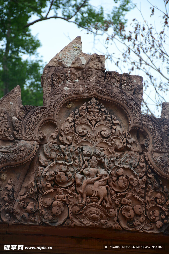 古老建筑上的精美雕刻