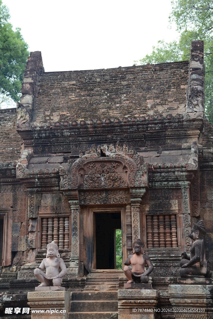 柬埔寨古老神秘的东南亚寺庙建筑
