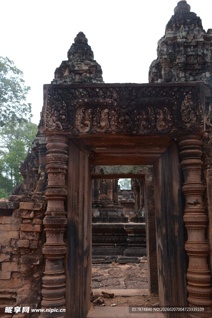 柬埔寨古老神秘的东南亚寺庙遗迹