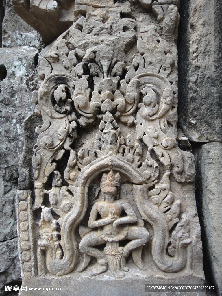 柬埔寨古老精美石雕艺术作品