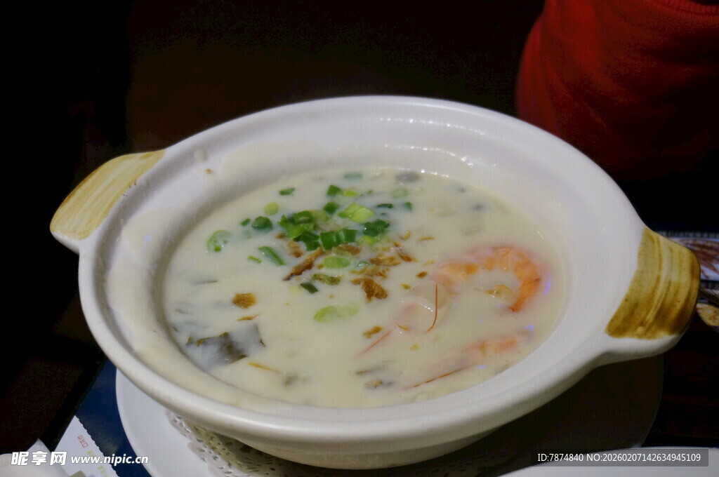 海鲜浓汤 鲜香诱人