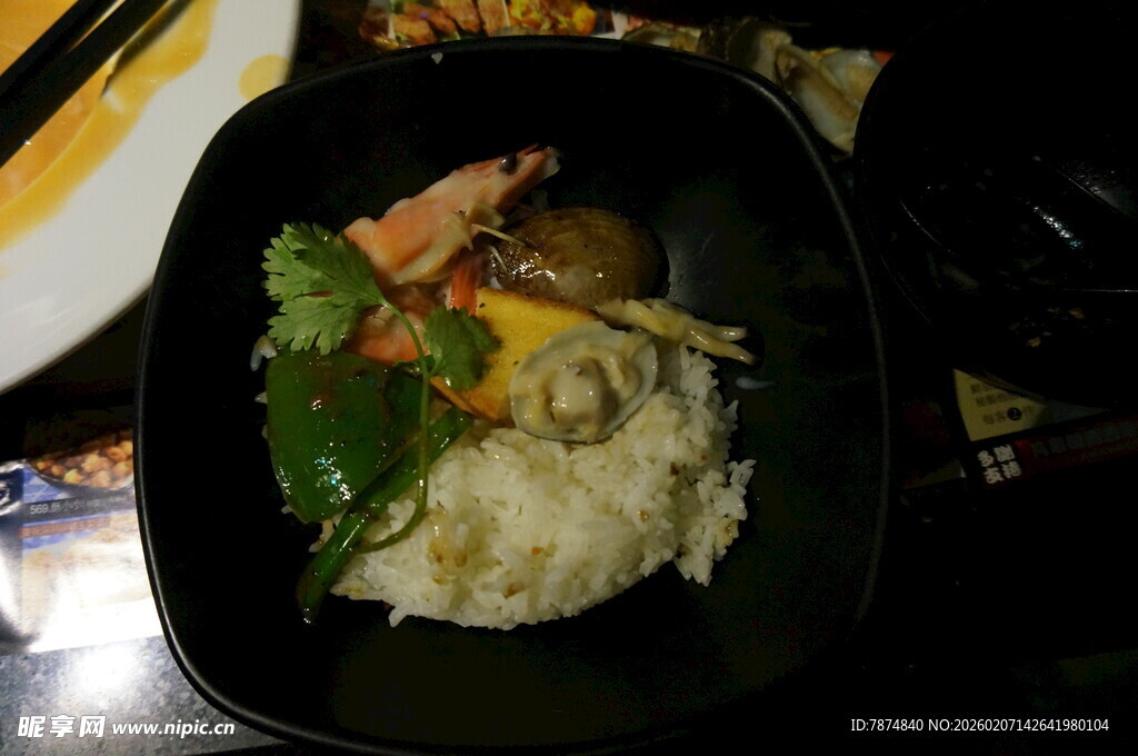 美味盖饭 营养丰富诱人