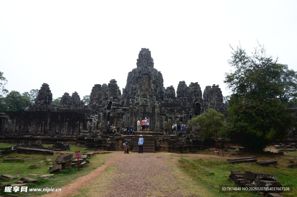 吴哥窟古老壮观的寺庙建筑